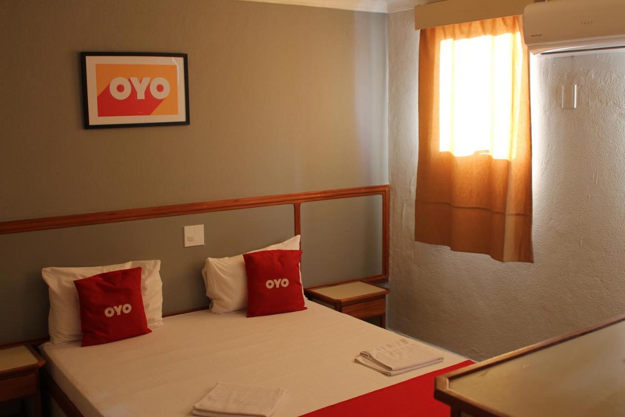 Hotel Teófilo Otoni Buitenkant foto