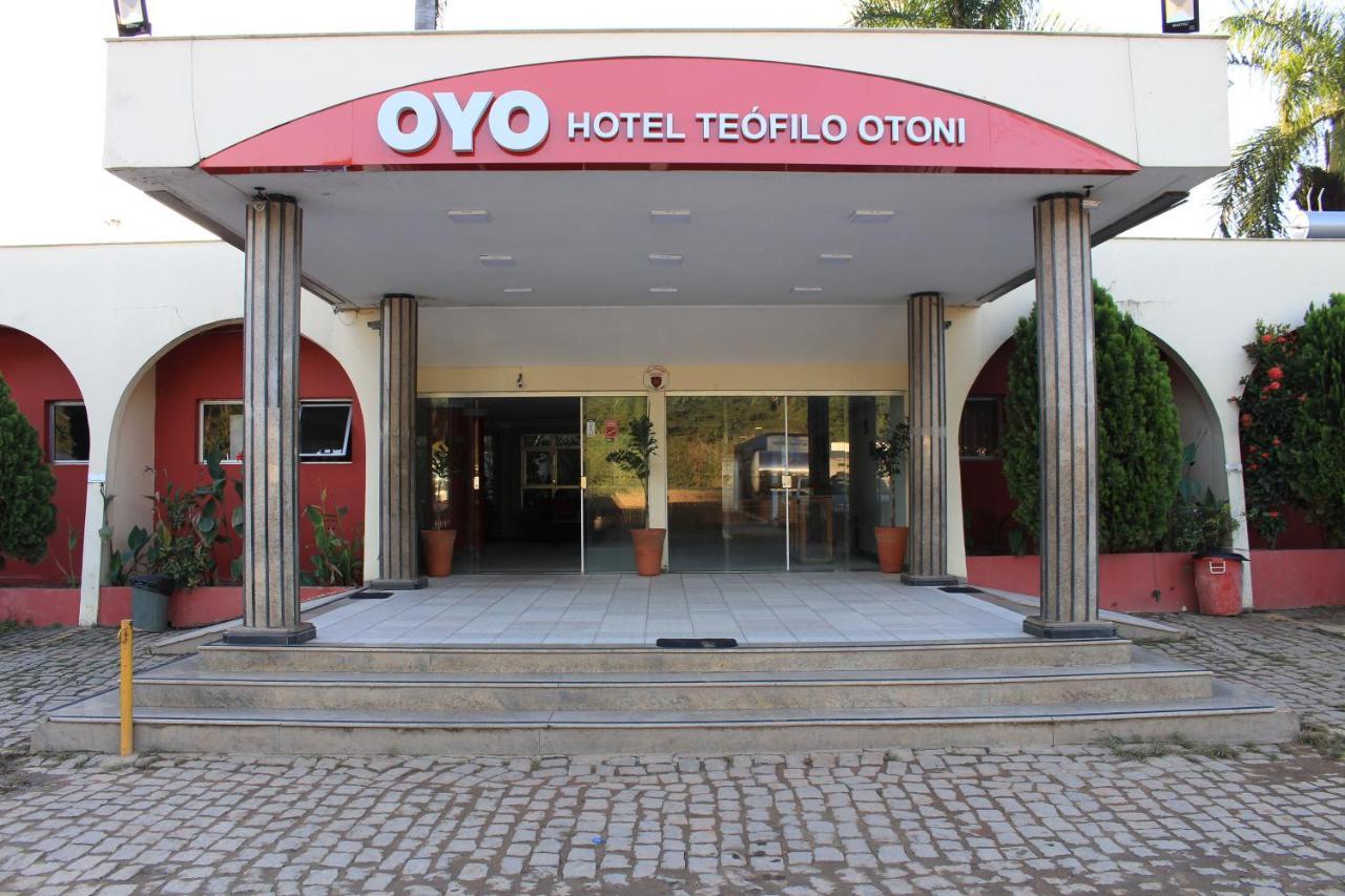 Hotel Teófilo Otoni Buitenkant foto