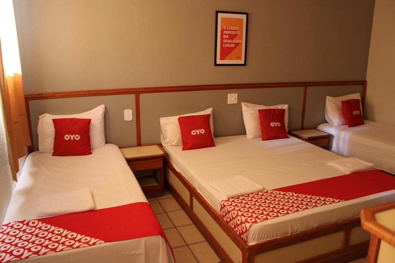 Hotel Teófilo Otoni Buitenkant foto