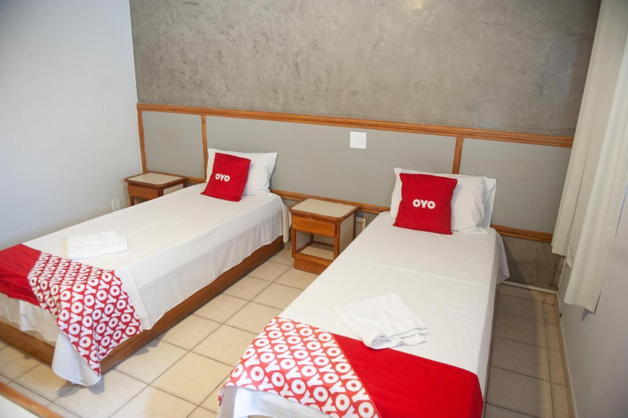 Hotel Teófilo Otoni Buitenkant foto