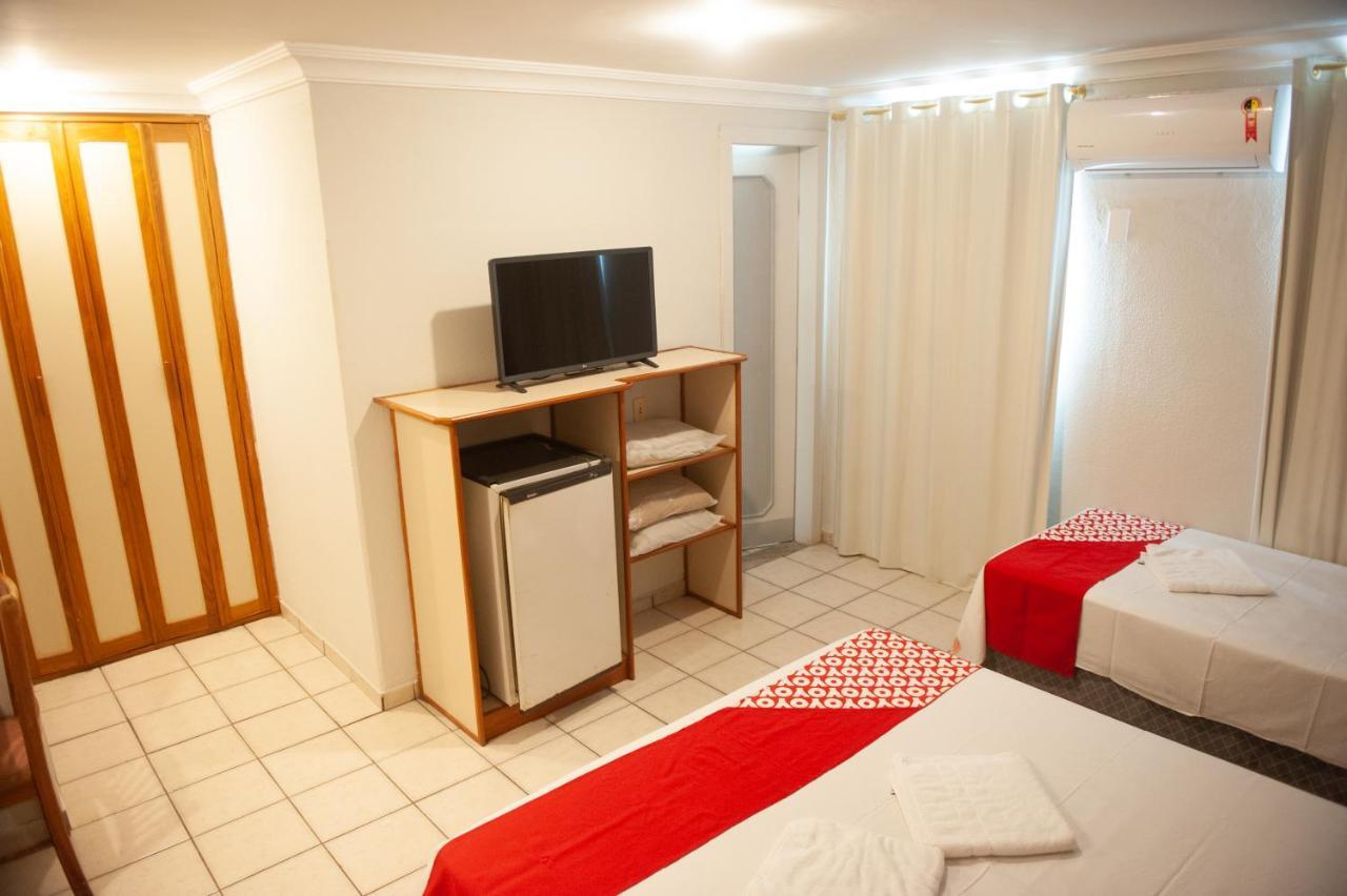 Hotel Teófilo Otoni Buitenkant foto